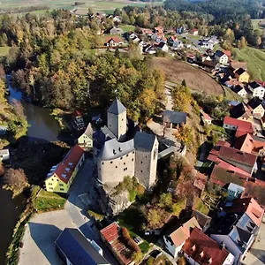 Und Sommerhaus Unter Der Burg Apartment Falkenberg (Tirschenreuth)